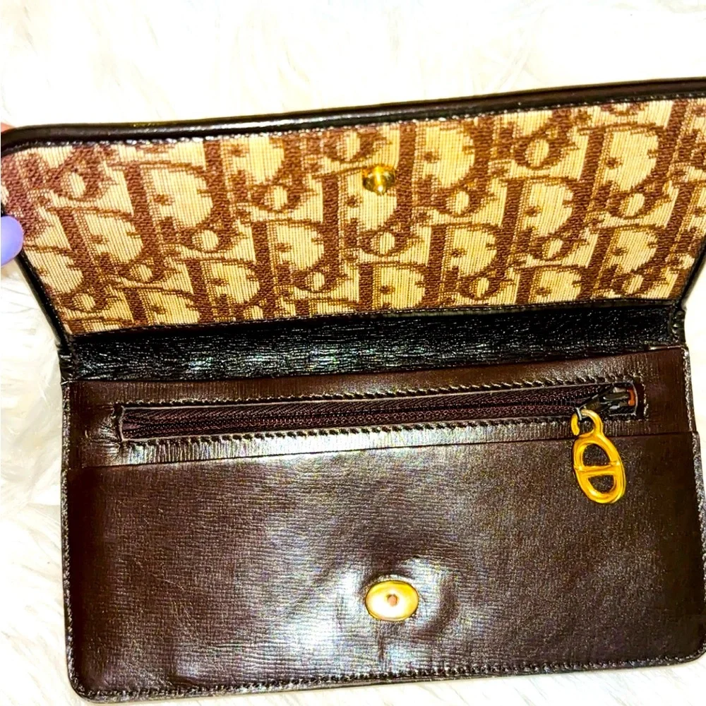 Authentic Dior Snap Wallet.